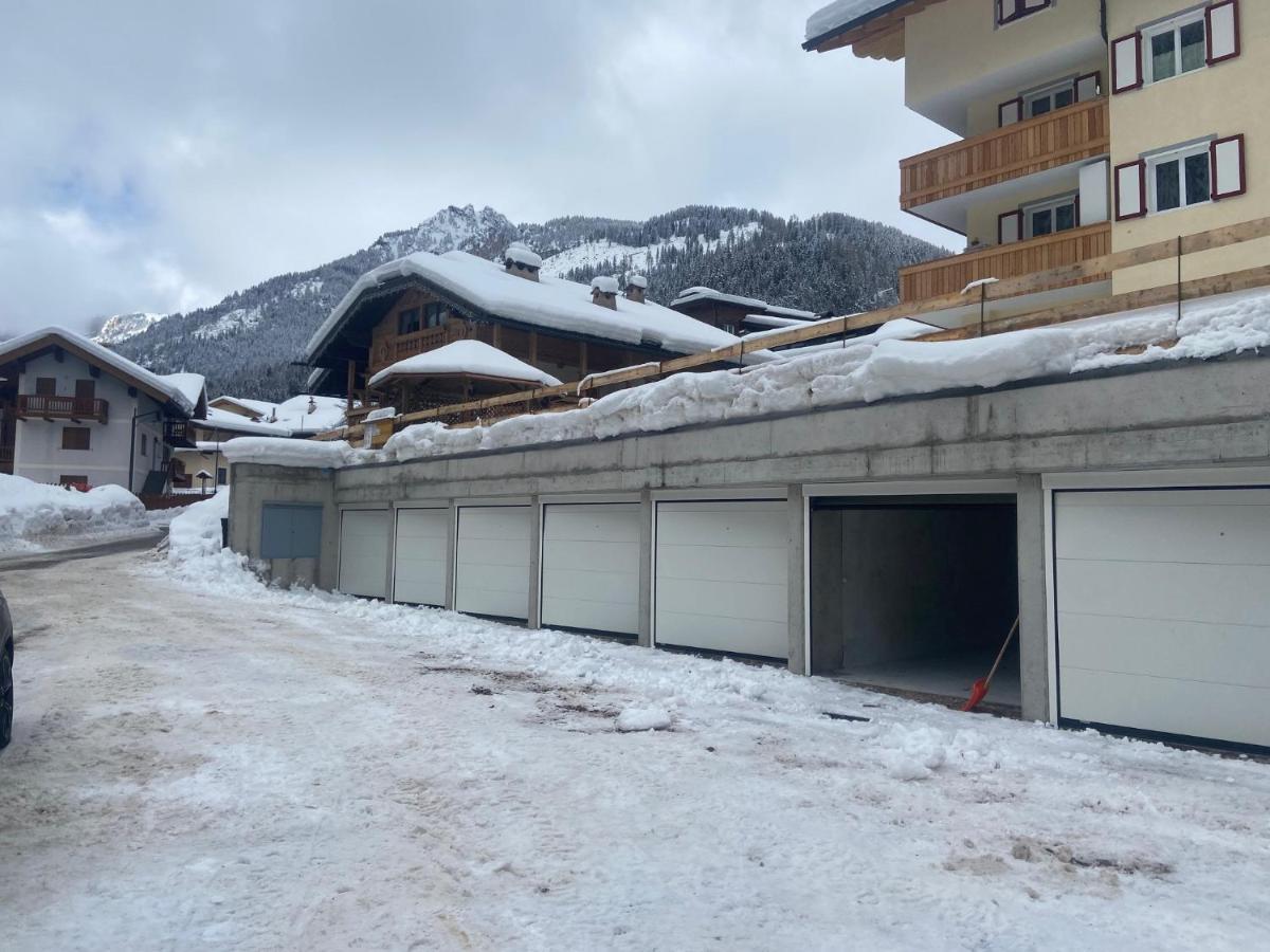 Appartamenti Ladina Campitello di Fassa Exterior photo
